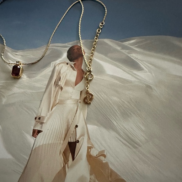 CHRISTIAN DIOR Vintage Crystal Pendant Necklace - Picture 3 of 7